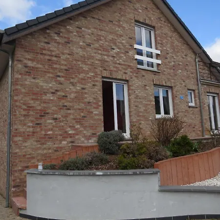 La Maison Du Bonheur Affittacamere *